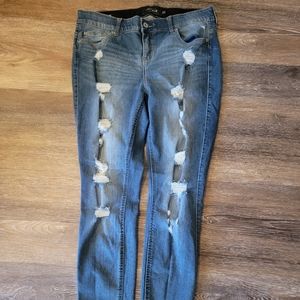 Torrid Women's Jeans Torrid Bombshell Skinny Distressed Mid Rise Jeans Size 16R